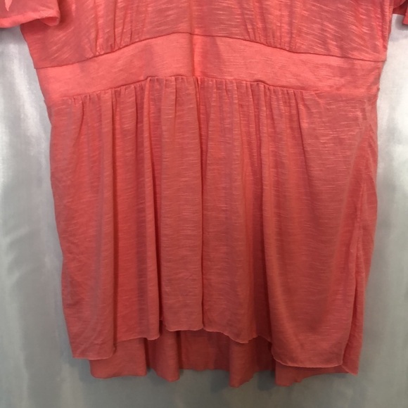 TORRID Short Sleeve Floral Lace Coral Top Size 0 (M) - Picture 4 of 11